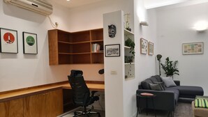 Living area - Sderot Chen 9 - By Beach Apartments TLV (Tel Aviv)