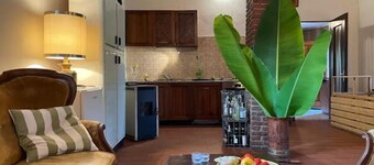 Old Italian Farm — Cascina Auaro

