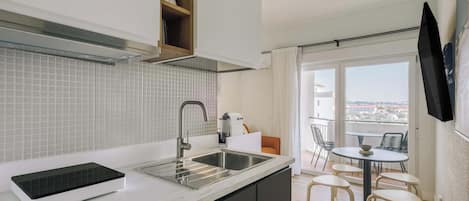 Apartment | Private kitchen | Fridge, microwave, oven, stovetop