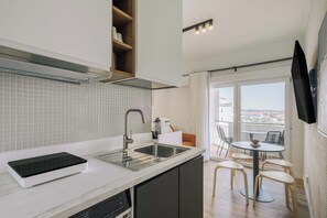 Leilighet | Eget kjøkken | Kjøleskap, mikrobølgeovn, ovn og kokeplater