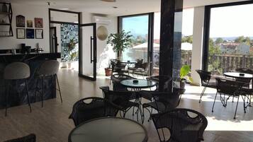 Bar (ter plaatse)
