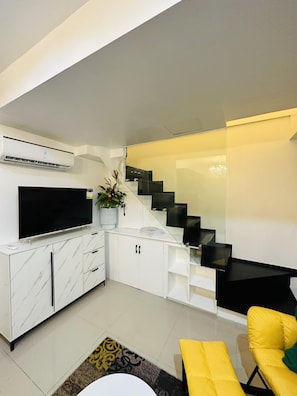 Living area - SMTH Suites - Yellow One (Taguig)