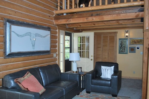 Willow Tree Cabin in Teton Valley