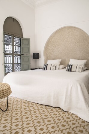 Signature-Zimmer | Zimmersafe, kostenloses WLAN, Bettwäsche