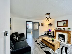 Family House | Living area - Havenwood House (Nottingham)