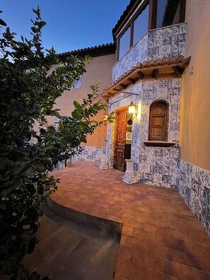 Exterior detail - Andalusian Hideaway a 10 Minutos del Corazón de Granada (Granada)