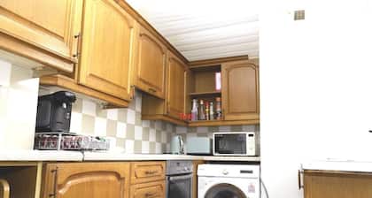 Stunning 5-bed House in Newcastle Upon Tyne