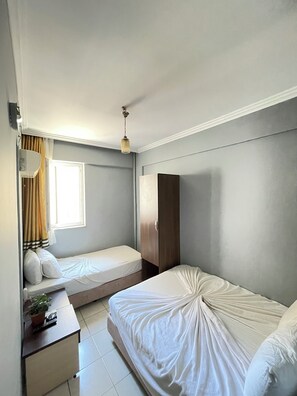 City studio suite | Luxe beddengoed, een strijkplank/strijkijzer, gratis wifi, beddengoed