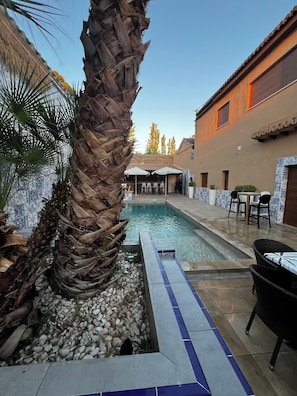 Udendørs pool
