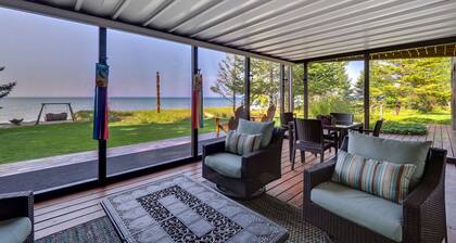 Private Guest Suite | Lake Michigan | Beachfront | Remodeled | Pet Friendly