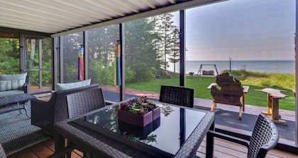 Private Guest Suite | Lake Michigan | Beachfront | Remodeled | Pet Friendly