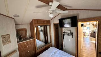 1 habitación, wifi y ropa de cama
