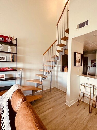 Iconic Downtown Condo I  Stadium View I  Walk to UGA, Sanford & Classic Center