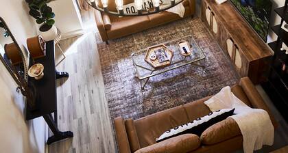 Downtown Athens Condo, Sanford Stadium Views, 12 Min Walk to Games