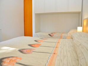 Apartment, 1 Bedroom, Balcony, Garden View | 2 bedrooms