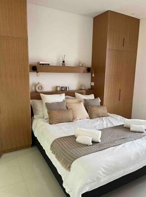 3 camere