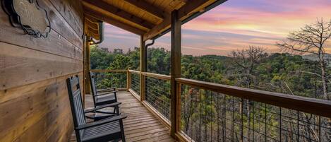 كابينة - ٣ غرف نوم | شرفة/رواق