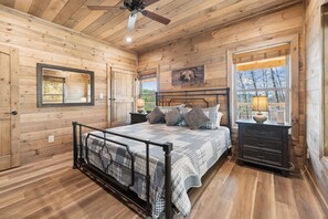 Cabin, 3 Bedrooms | 3 bedrooms, free WiFi - Little Bear Lodge 3 Bedroom Cabin by RedAwning (Sevierville)