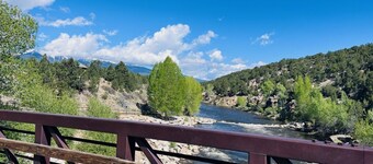 Heart of BV - River & Mountain Condo - location, location, location! 