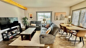 Smart TV, DVD player, books, stereo - Heart of BV - River & Mountain Condo - location, location, location!  (Buena Vista)