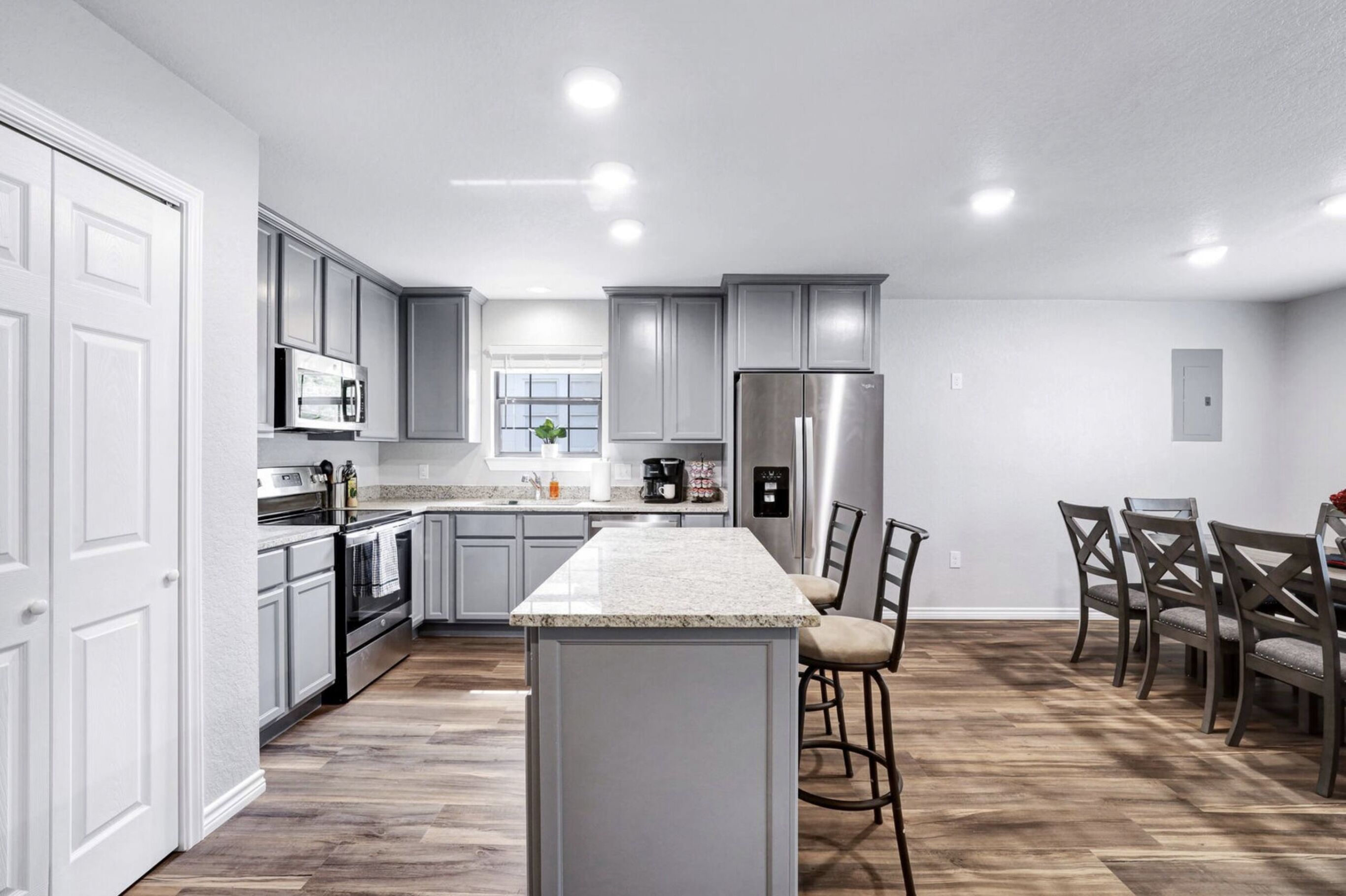 Microwave, oven, stovetop, dishwasher