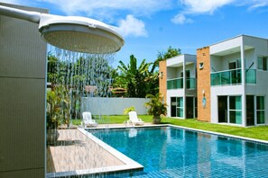 Casa Deluxe | Alberca | Alberca al aire libre 
