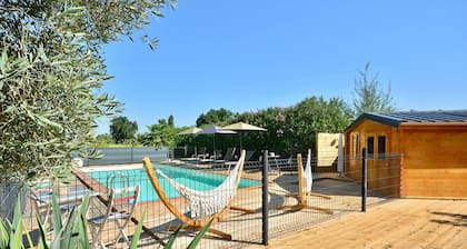 Gîte le Mizériat - Appartement avec piscine privée