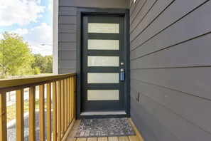 Casa (2 Bedrooms) | Interior