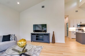 Casa (2 Bedrooms) | Interior