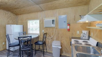 House (1 Bedroom) | Interior