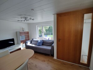 Smart TV - Im Idyllischen Naturpark Liegende, Kernsanierte Wohnung in der Gem. Wüstenrot (Wüstenrot)