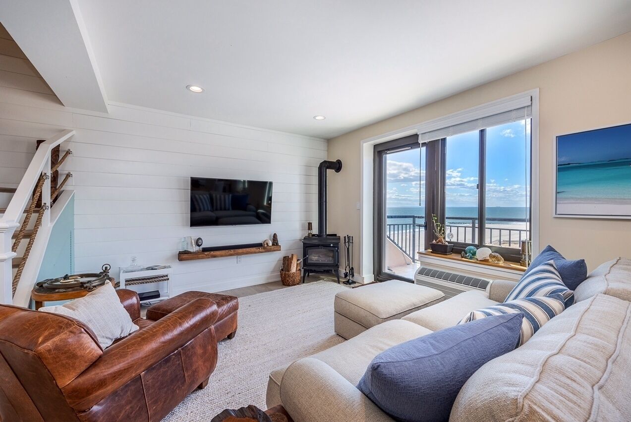 Smart TV, stereo, printers