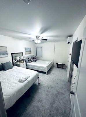 4 quartos, Wi-Fi de cortesia, roupa de cama