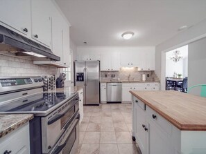 Fridge, microwave, oven, stovetop - Cozy 3-BR Bungalow—City Views—Fire Pit—Football! (Charlotte)