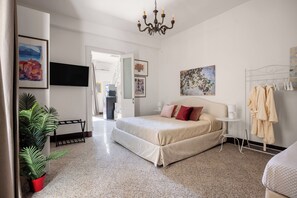 1 غرفة نوم ومكواة/لوح كي وسرير سفر وواي فاي مجانًا