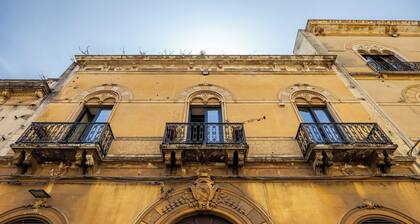Le Dimore del Corso Acireale Sicily Stay near Catania Taormina, the Sea and Etna