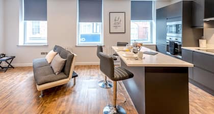 5A One Bedroom Modern Town Centre Apartment - Pass the Keys