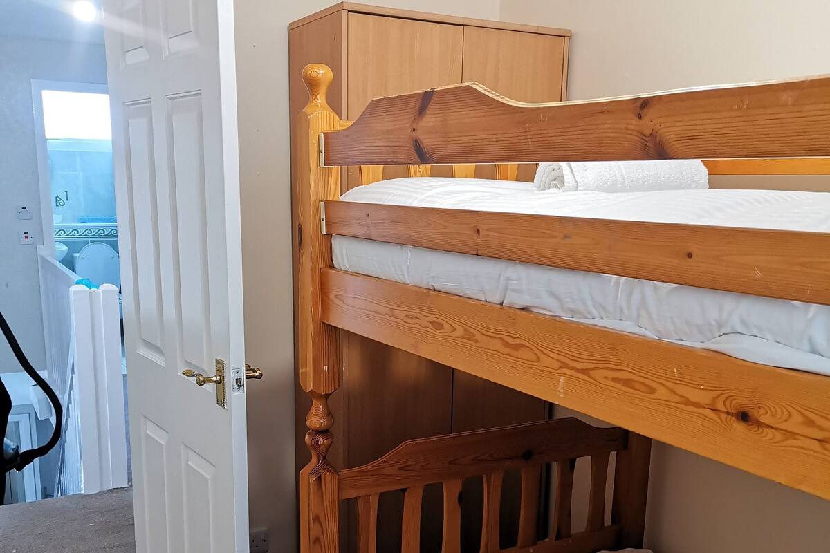 Chambre, 1 lit une place | 1 chambre, Wi-Fi gratuit