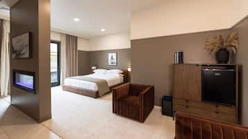 1 bedroom, premium bedding, memory-foam beds, individually decorated