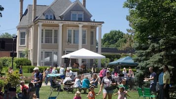 Restauration extérieure