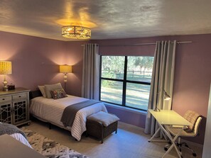 3 Schlafzimmer, Schreibtisch, Bügeleisen/Bügelbrett, kostenloses WLAN