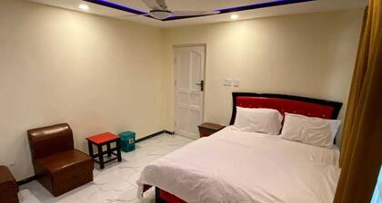 Elli's Luxus Hotel & Restaurant