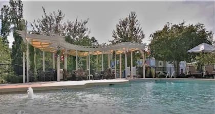 Lakefront Retreat w/Pool, Elevator & Boat Slip