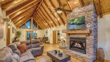 Smart-TV, peis, videospill og fotballspill