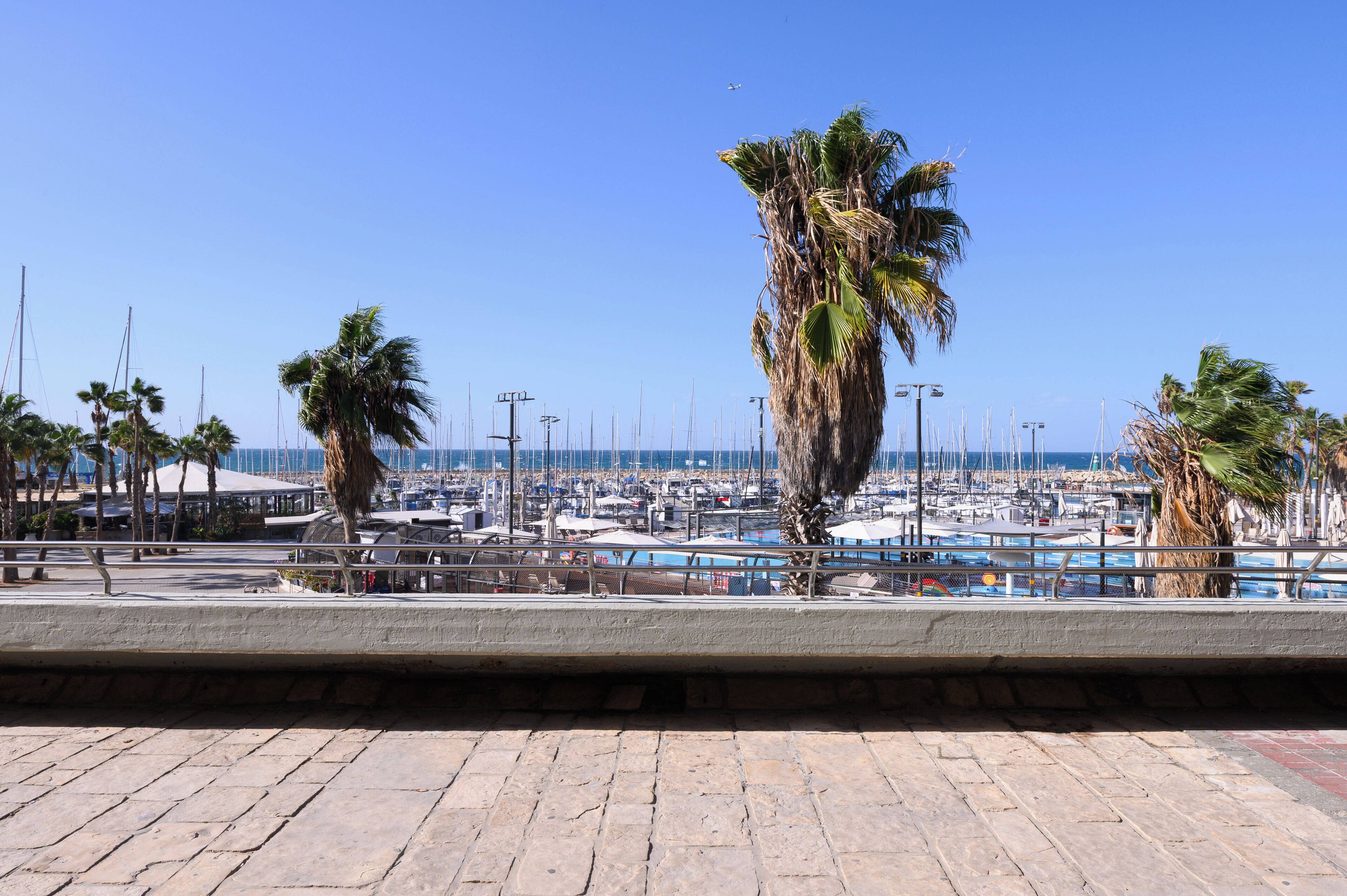 Két bảo mật tại phòng, bàn, khu vực làm việc phù hợp cho laptop 