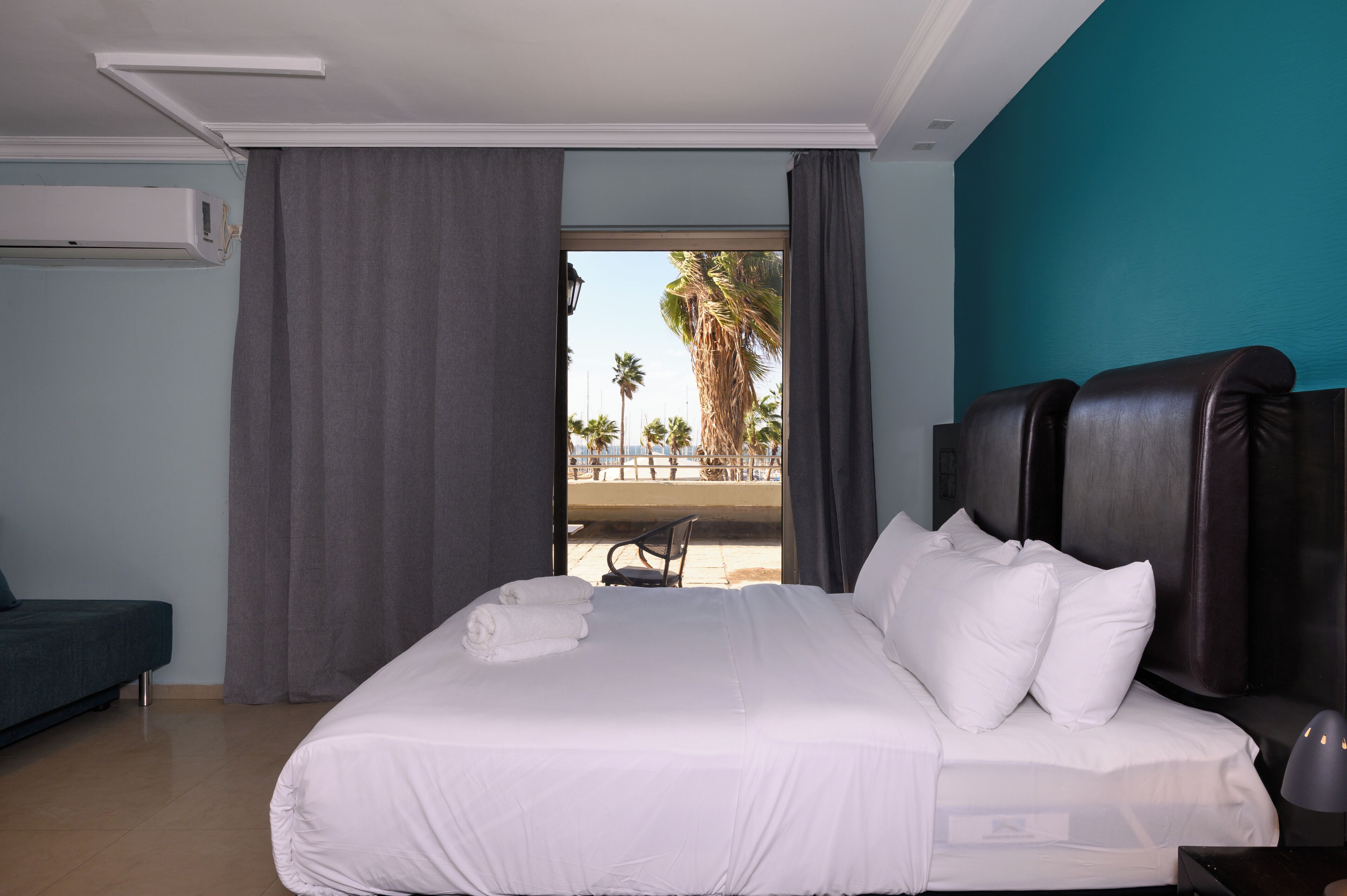 Photo - Marina Beach Hotel