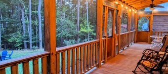 A Majestic Mountain Getaway, Walk to Lake Hiwassee