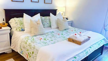 1 slaapkamer, een strijkplank/strijkijzer, gratis wifi, beddengoed