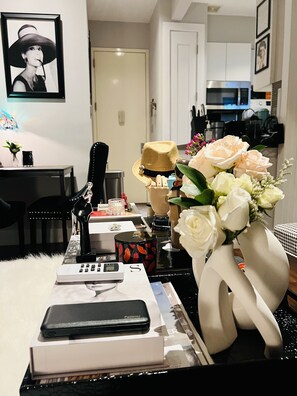 Dining - Lovely private bedroom in New York City  (New York)