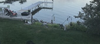 Lake front bachelor
Close to all amenities casino Rama
Ski hills